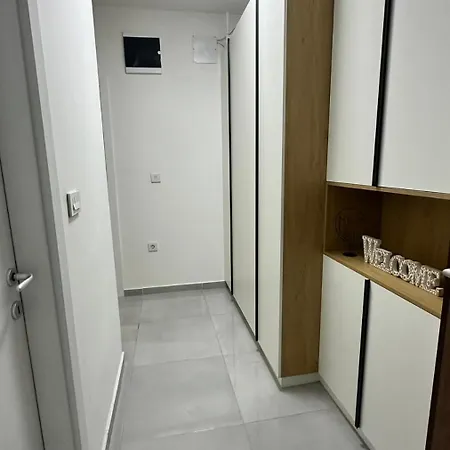 Sara Apartment